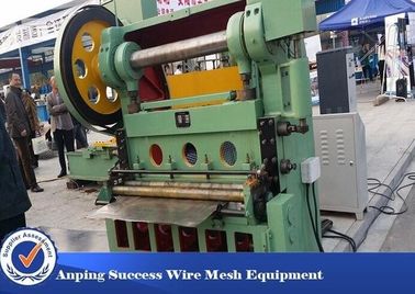 Chiny Profesjonalna maszyna do spłaszczania metalu, maszyna do zwijania z rozszerzonym metalem 4KW dostawca